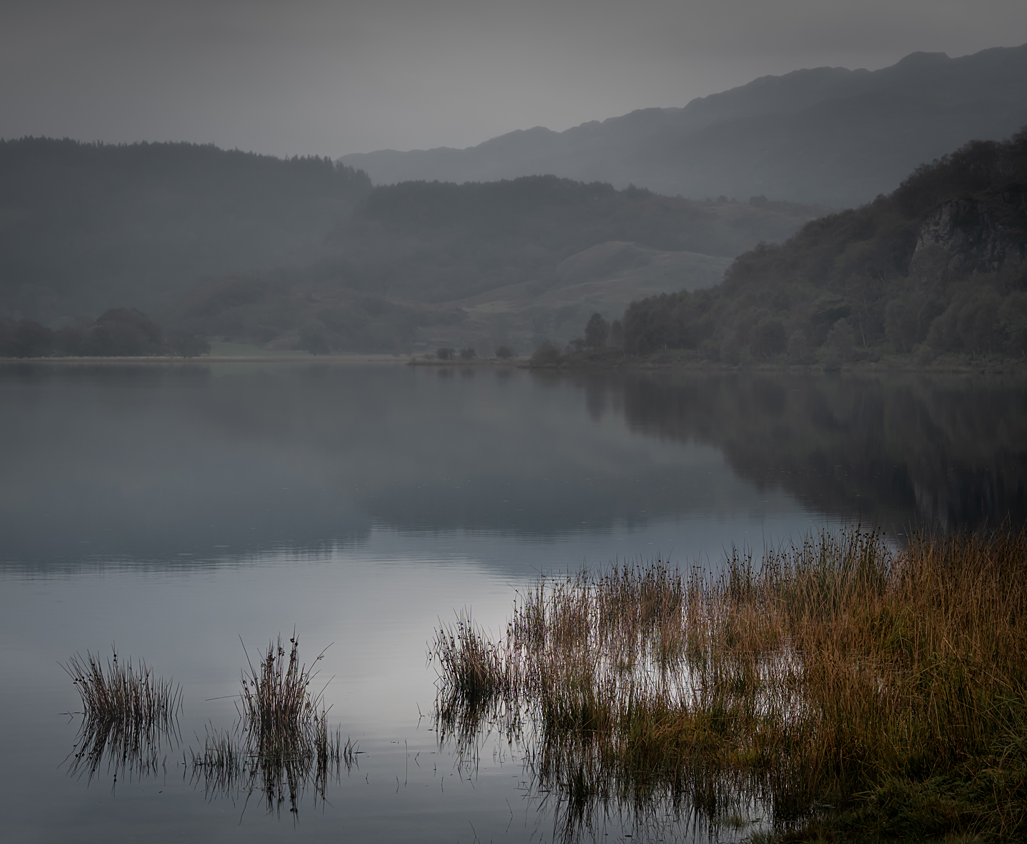 Llyn Dinas, Beddgelert, Eryri Llyn Dinas, Beddgelert, Eryri