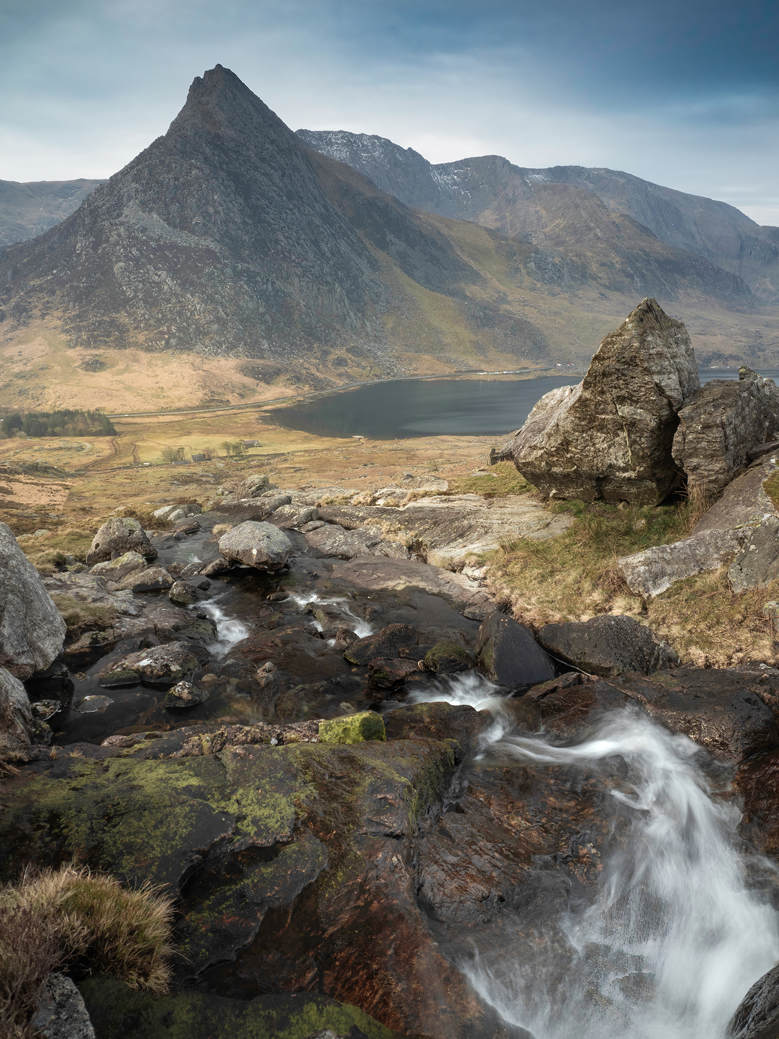 View from Pen Yr Ole Wen, Eryri View from Pen Yr Ole Wen, Eryri