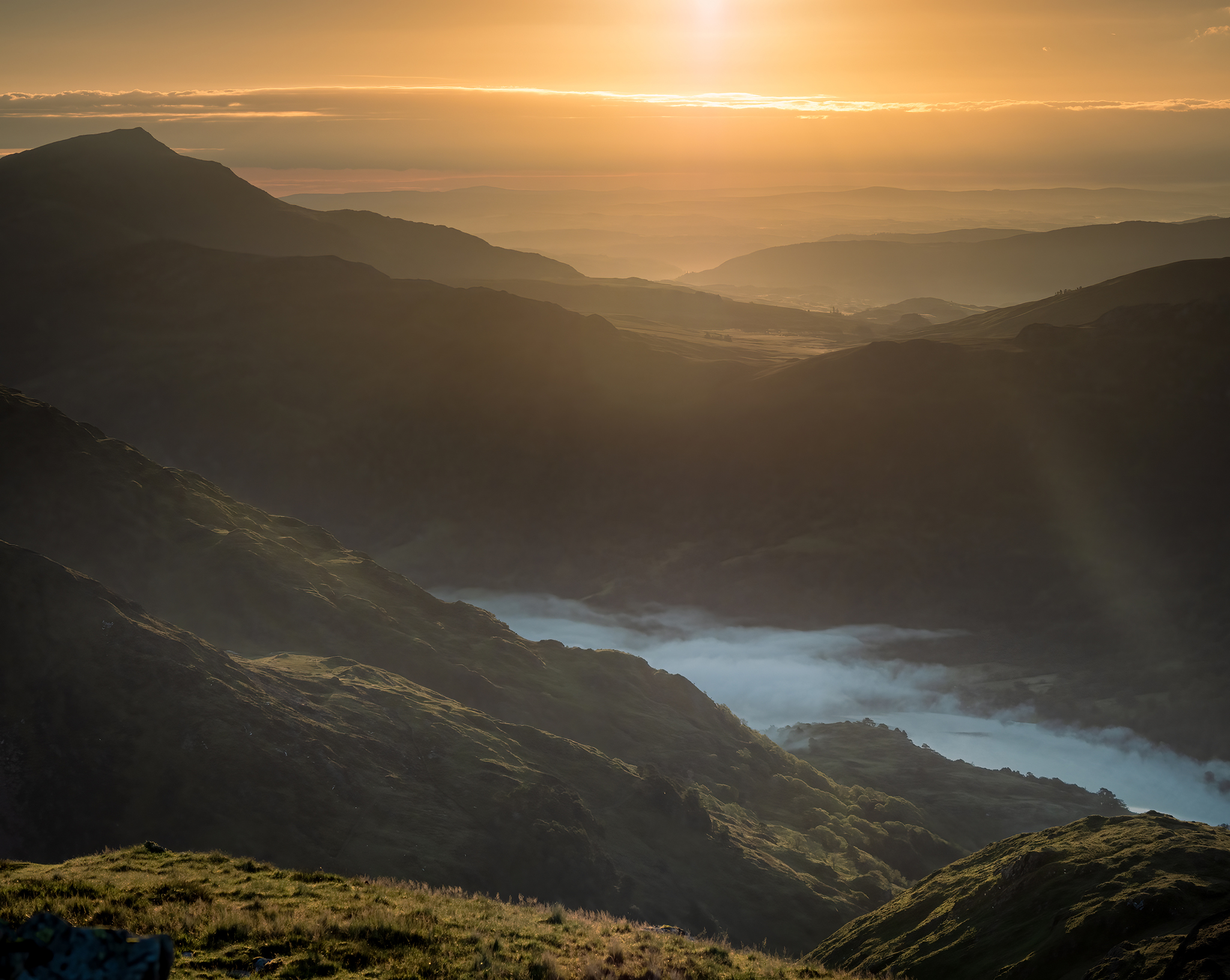 Nant Gwynant from Yr Aran summit, Eryri Nant Gwynant from Yr Aran summit, Eryri